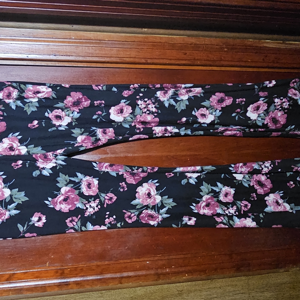 Floral Black Leggings